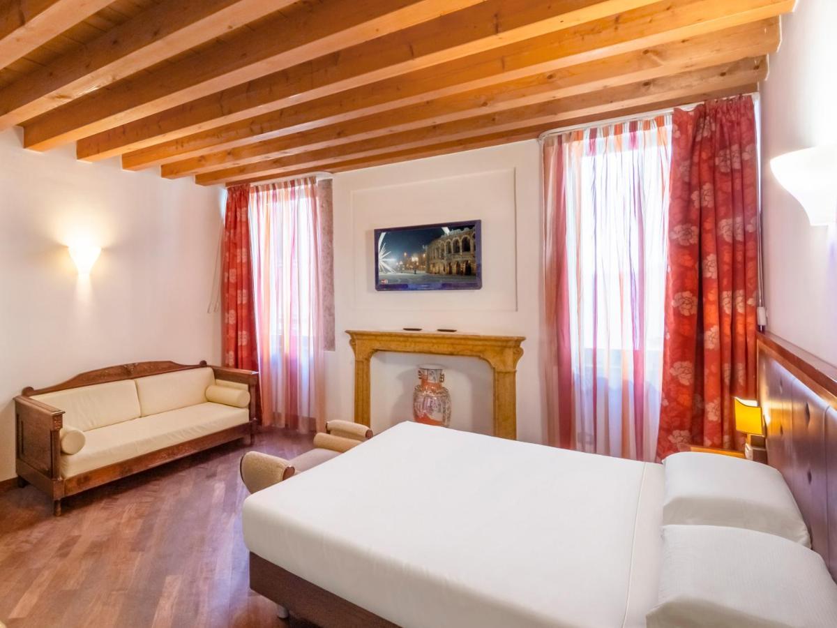 City Centre Rooms And Apartments Verona Luaran gambar