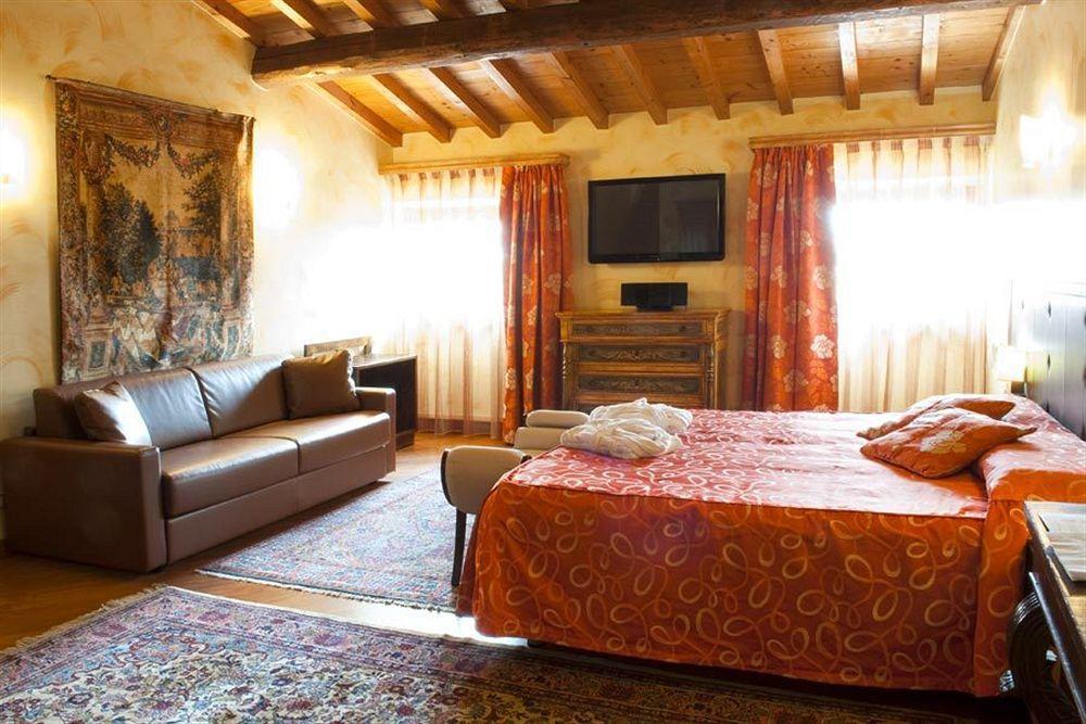 City Centre Rooms And Apartments Verona Luaran gambar